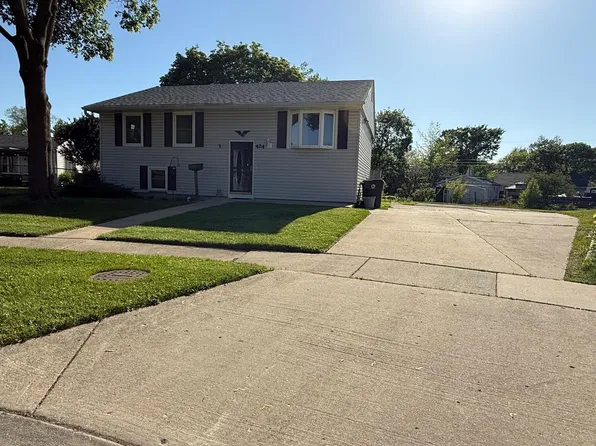 424 Rambler Pl, Streamwood, IL 60107