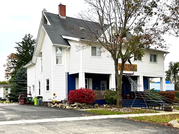 44 W Liberty St, Newton Falls, OH 44444