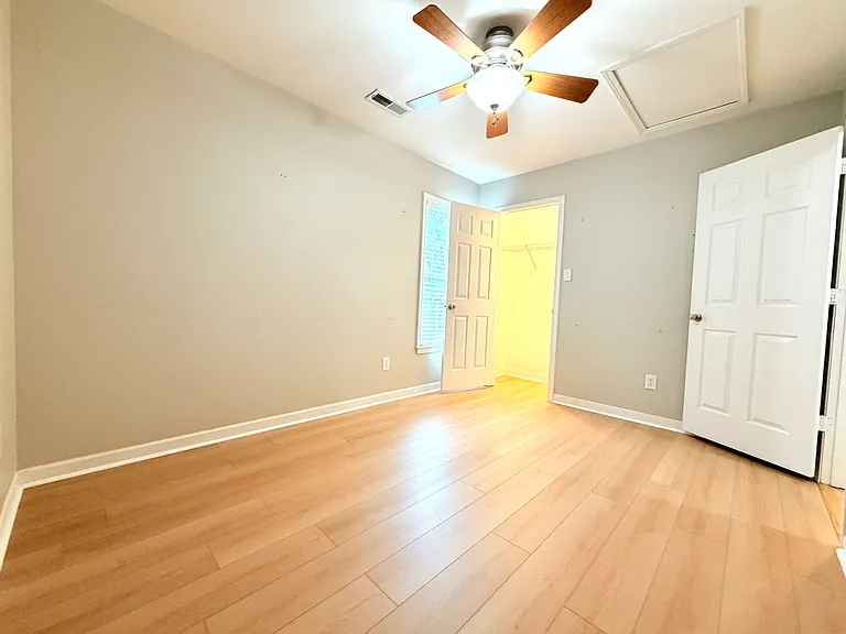 3876 Eagleston Ct — Photo 13