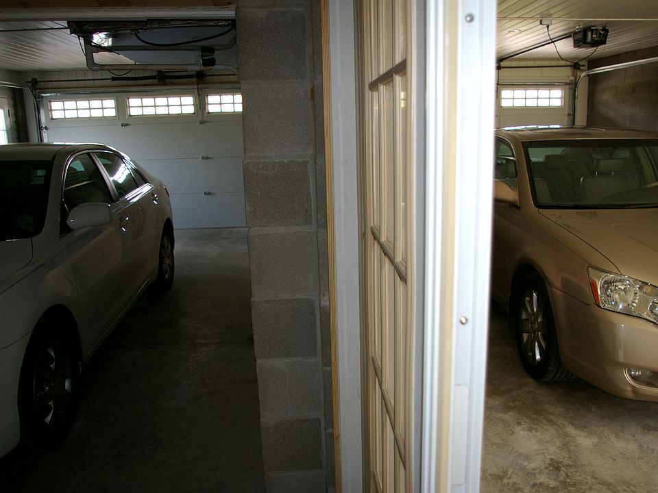 2 Car Garage