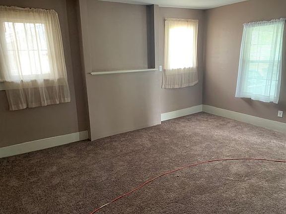 2nd image of 1512 Kemp Blvd #A