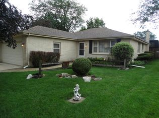 428 Stratford Rd, Des Plaines, IL 60016