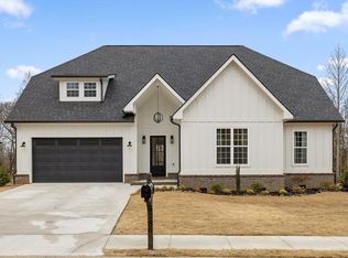 186 W Madison St, Chatsworth, GA 30705