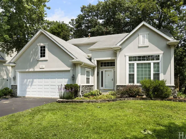 1091 S Normandy Rd, Waukegan, IL 60085