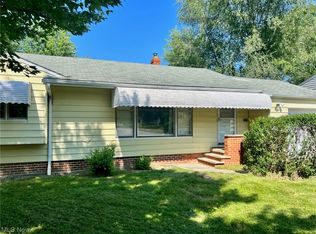 4041 Suffolk Rd, South Euclid, OH 44121