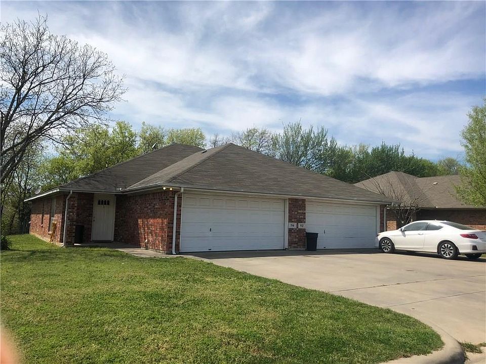 1st image of 112 Honey Bee Dr