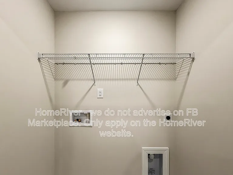 2021 Fishamble St — Photo 8