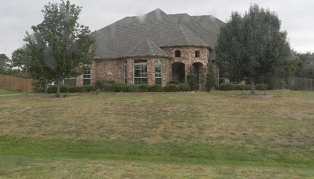 1st image of 1208 Golden Gate Dr