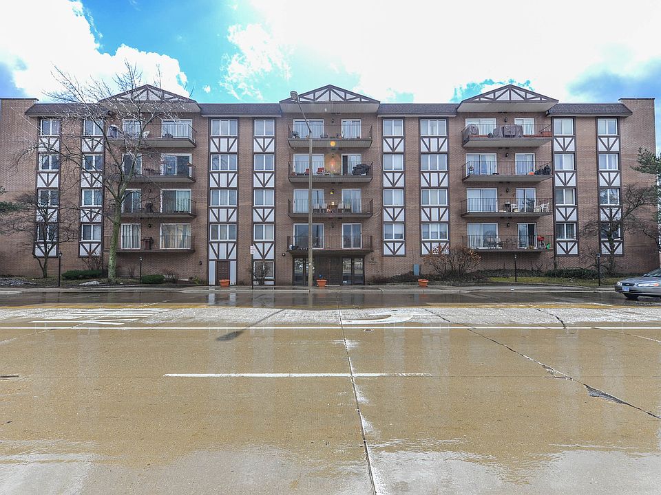1st image of 5935 Lincoln Ave Unit 303
