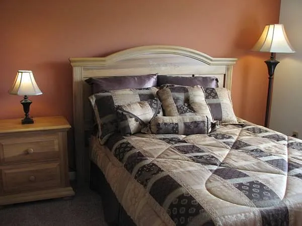 Small Bedroom