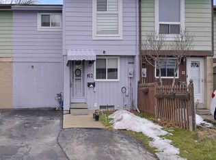 12 Glencastle Sq, Brampton, ON L6S 2H8