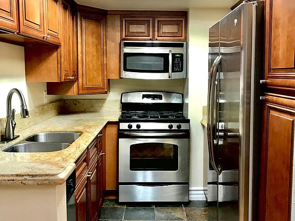4th image of 5110 Tujunga Ave APT 6