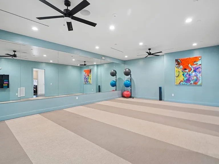 Vargos Yoga Center