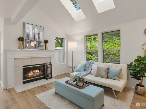 12733 NE 132nd Street #C9, Kirkland, WA 98034