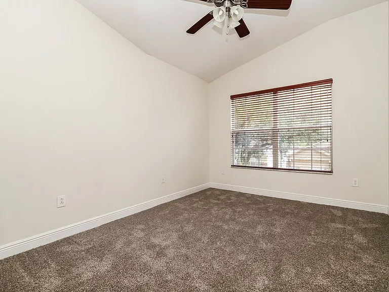 209 Fern Gulley Dr — Photo 12