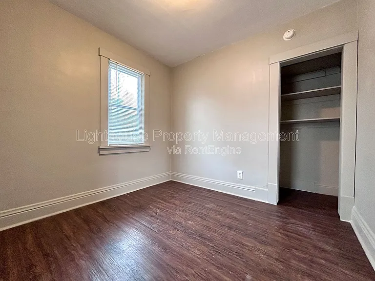1126 Holt St — Photo 16