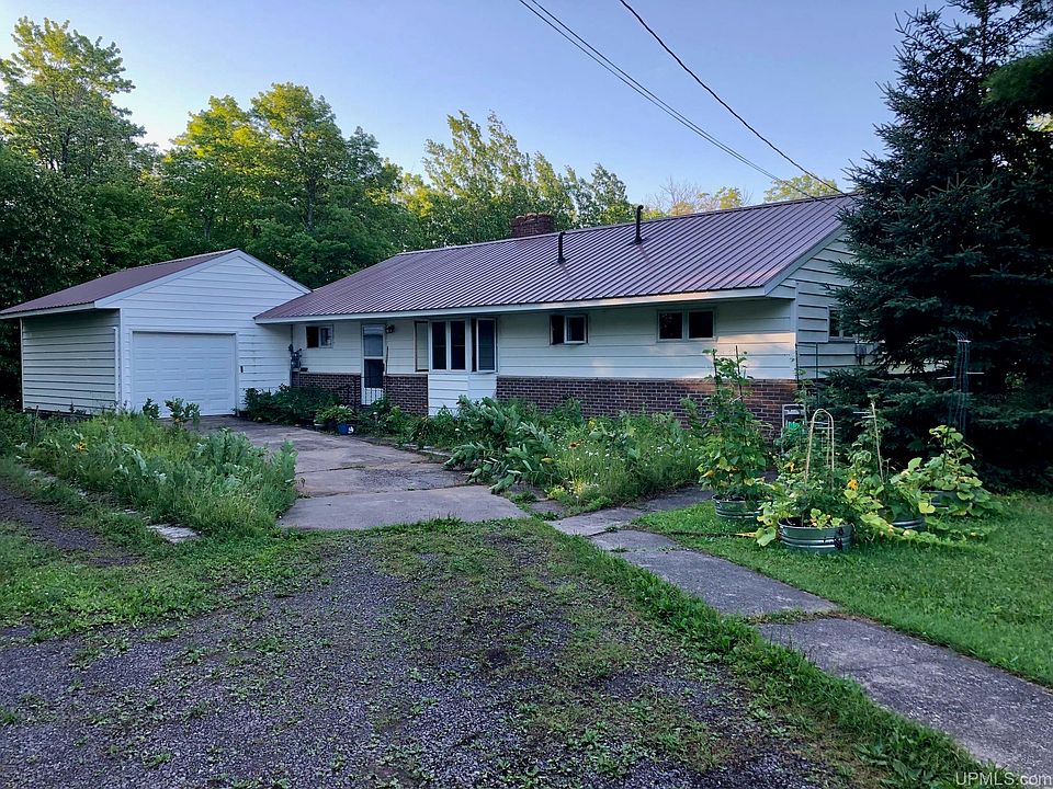1st image of 21567 E Chassell Painesdale Rd