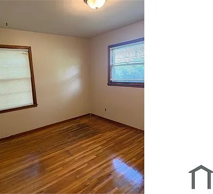 3 bed, $1,400 — Photo 2