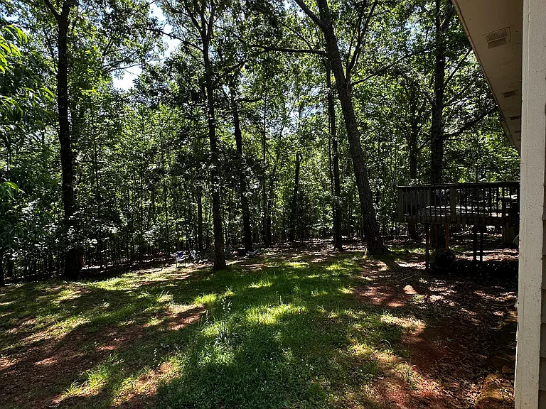 51 Georgia Ave — Photo 10