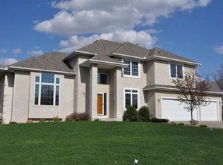 16250 Kenworth Ct, Lakeville, MN 55044