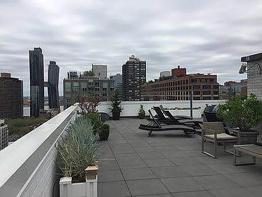 Rented by Compass | media 5