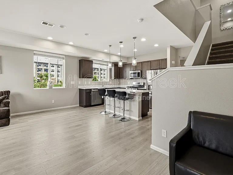 6419 N Dunkirk St — Photo 3