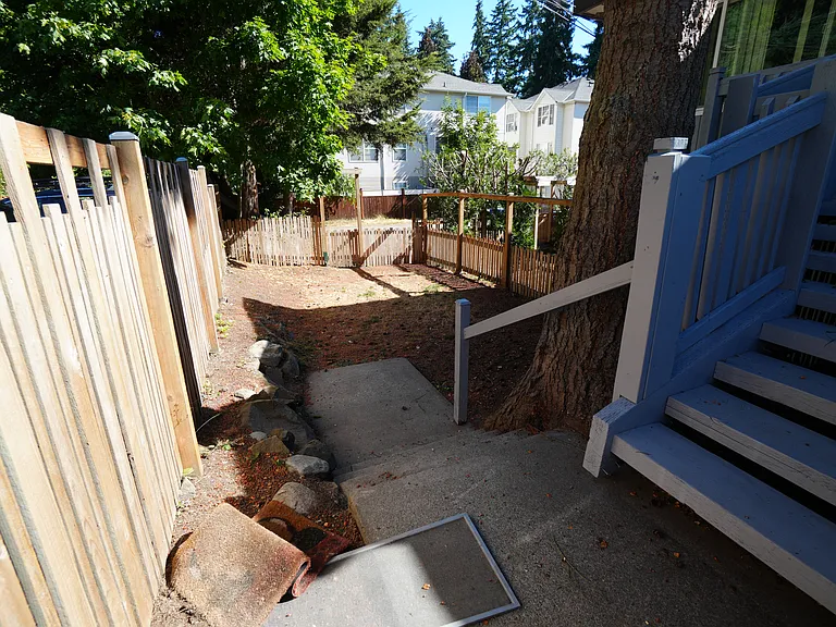 13700 Midvale Ave N #1 — Photo 3