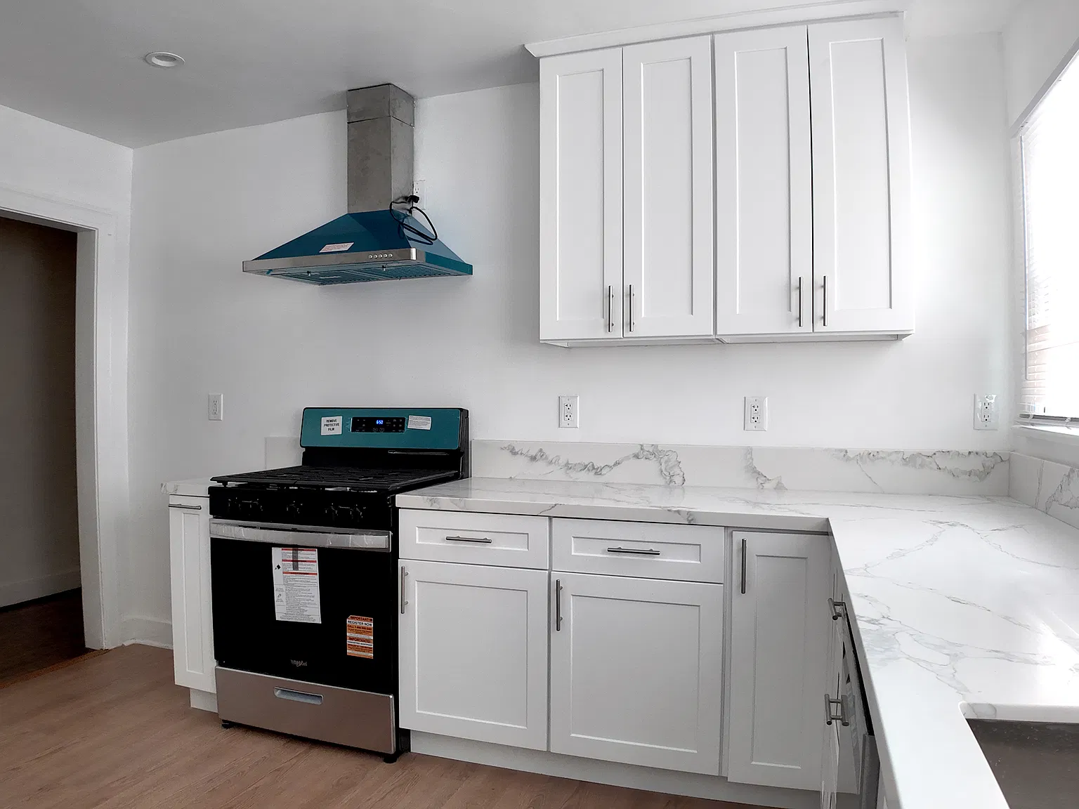 2 bed, 1.5 bath, 1400 sqft, $2,795 — Photo 1