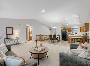 9385 Harkness Ave S, Cottage Grove, MN 55016