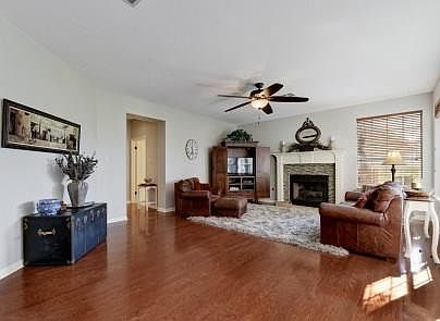 4th image of 3809 Bent Brook Dr