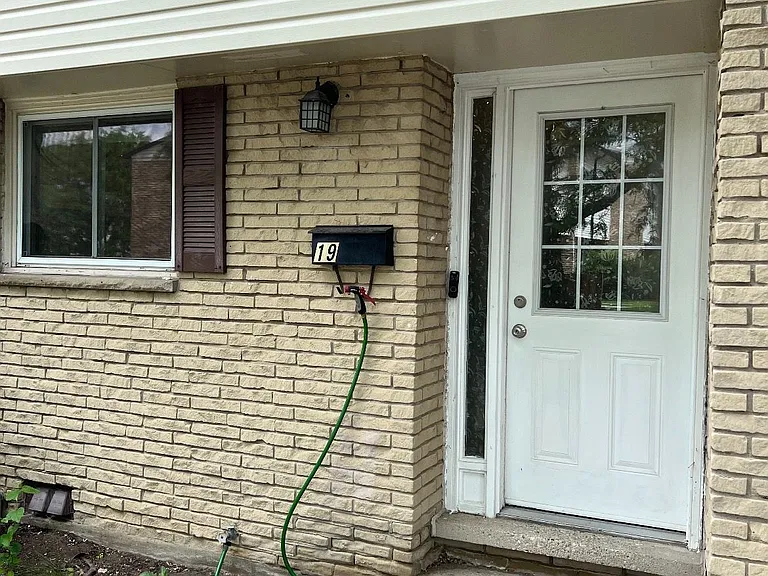 211 Veronica Dr #19 — Photo 12