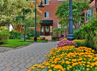 45 Green St #D84834D65, Brookline, MA 02446