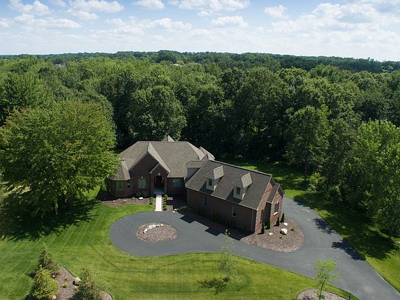 2nd image of 2495 Overbrook