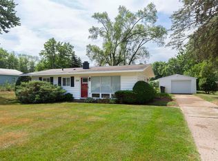 15610 Hamilton St, Granger, IN 46530