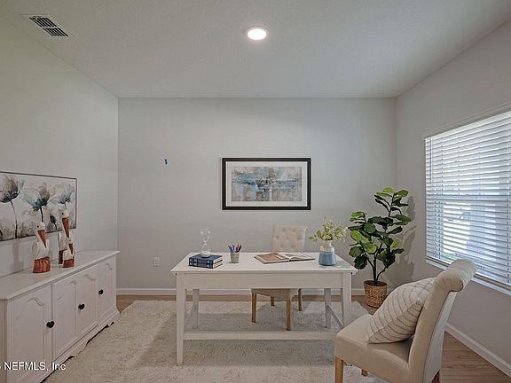 3rd image of 2725 CHELTON Road