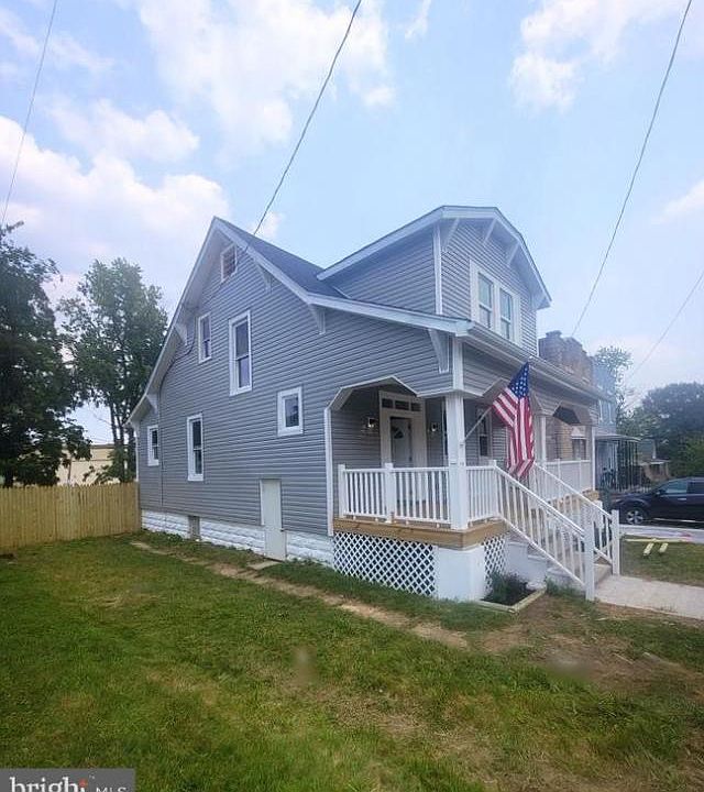 2nd image of 4206 Kenwood Ave