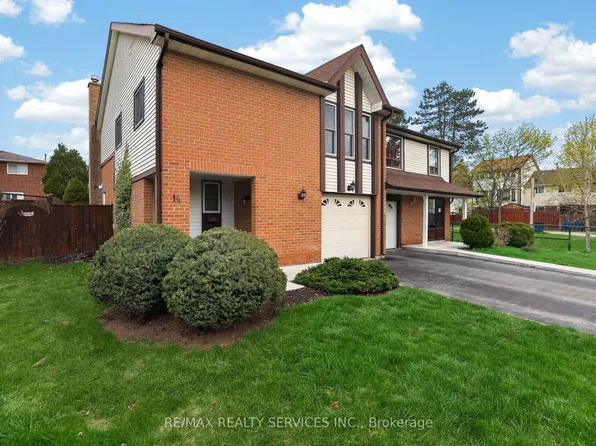 14 Brighton Pl, Brampton, ON L6Z 1G4