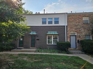 1201 Old 63 N #402, Columbia, MO 65201