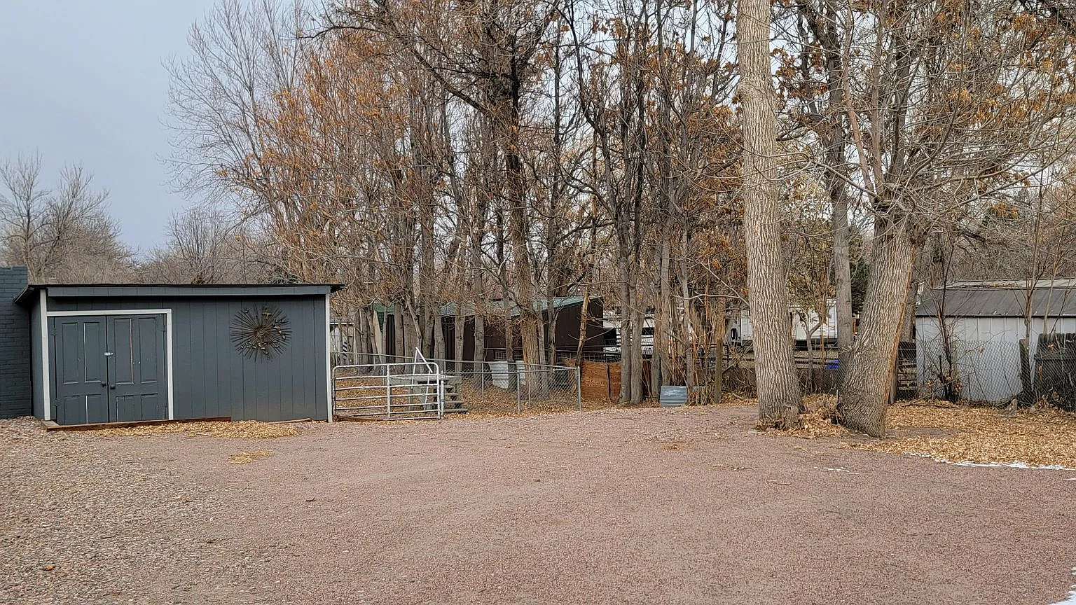 Large Home on private lot — Photo 2