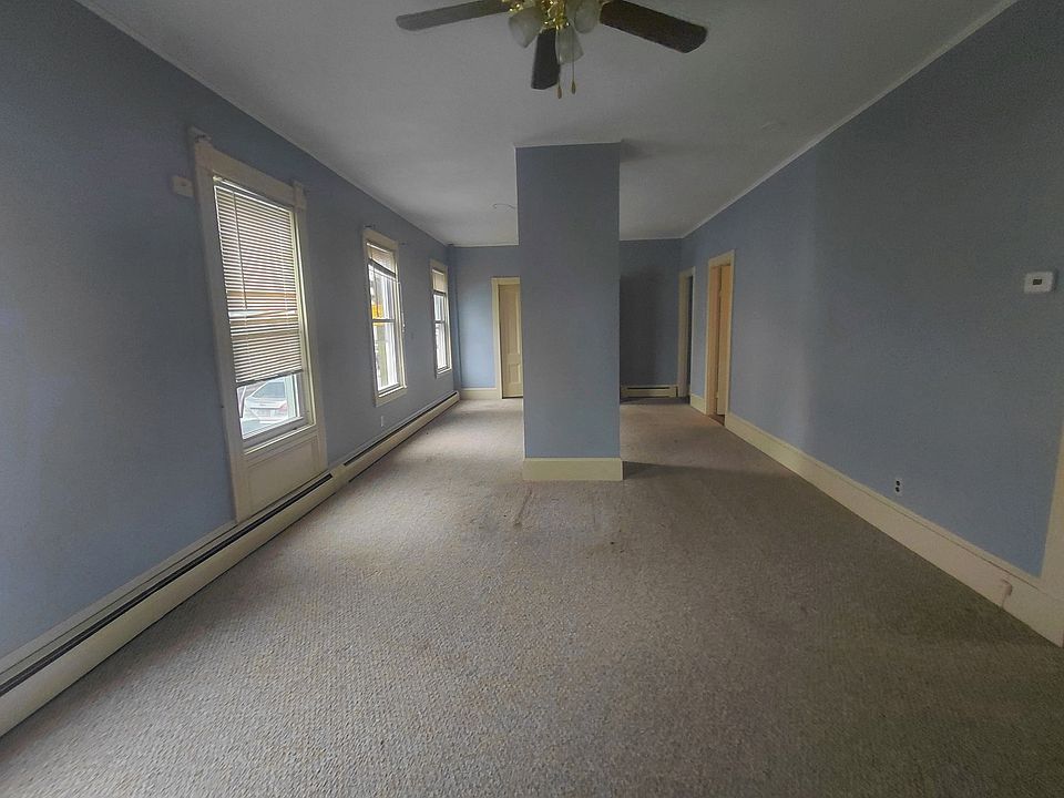 2nd image of 50 Thompson St #1
