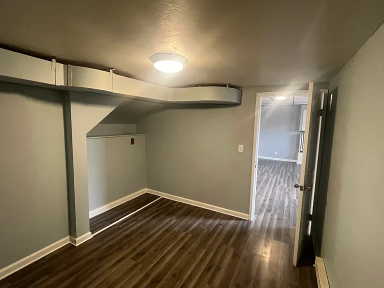 10390 S Mill St #101 — Photo 6