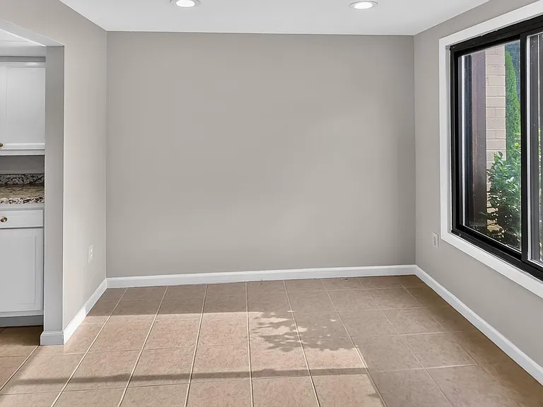 6556 Pennacook Ct — Photo 6