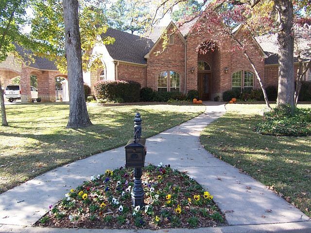 1st image of 3810 Woods Blvd