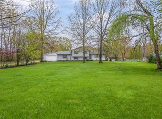 4352 Jones Rd, Diamond, OH 44412