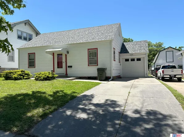 2641 S 12th St, Lincoln, NE 68502