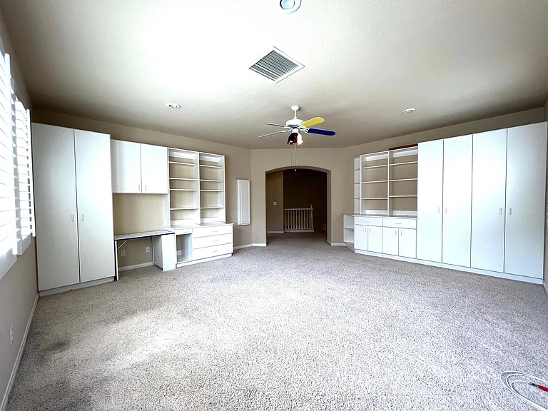 2237 Timber Rose Dr — Photo 22