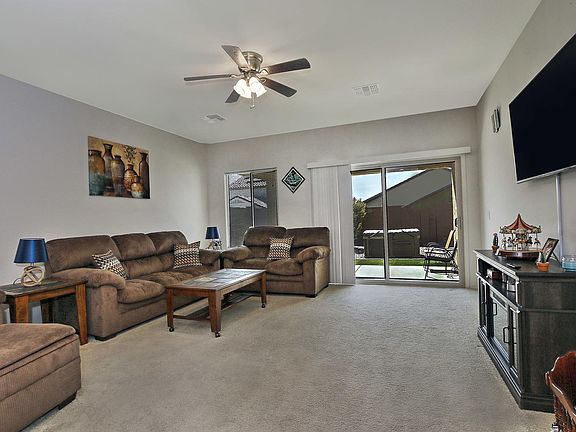 3rd image of 7061 W Sonoma Way