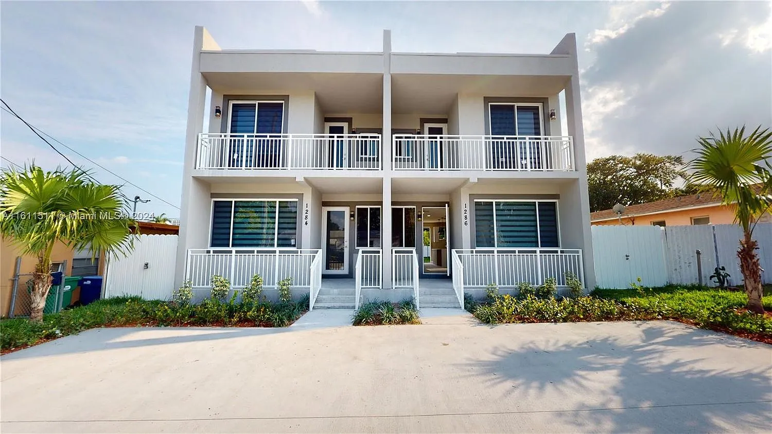 2 bed, 2.5 bath, 1200 sqft, $3,600 — Photo 1