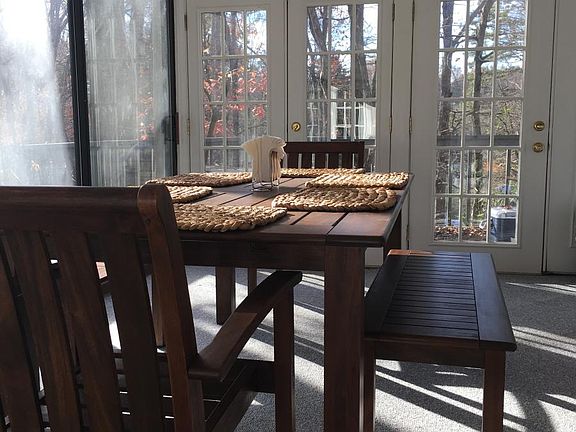 Screen Porch / Dining Room