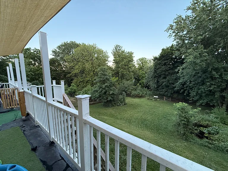 510 E Park St — Photo 18